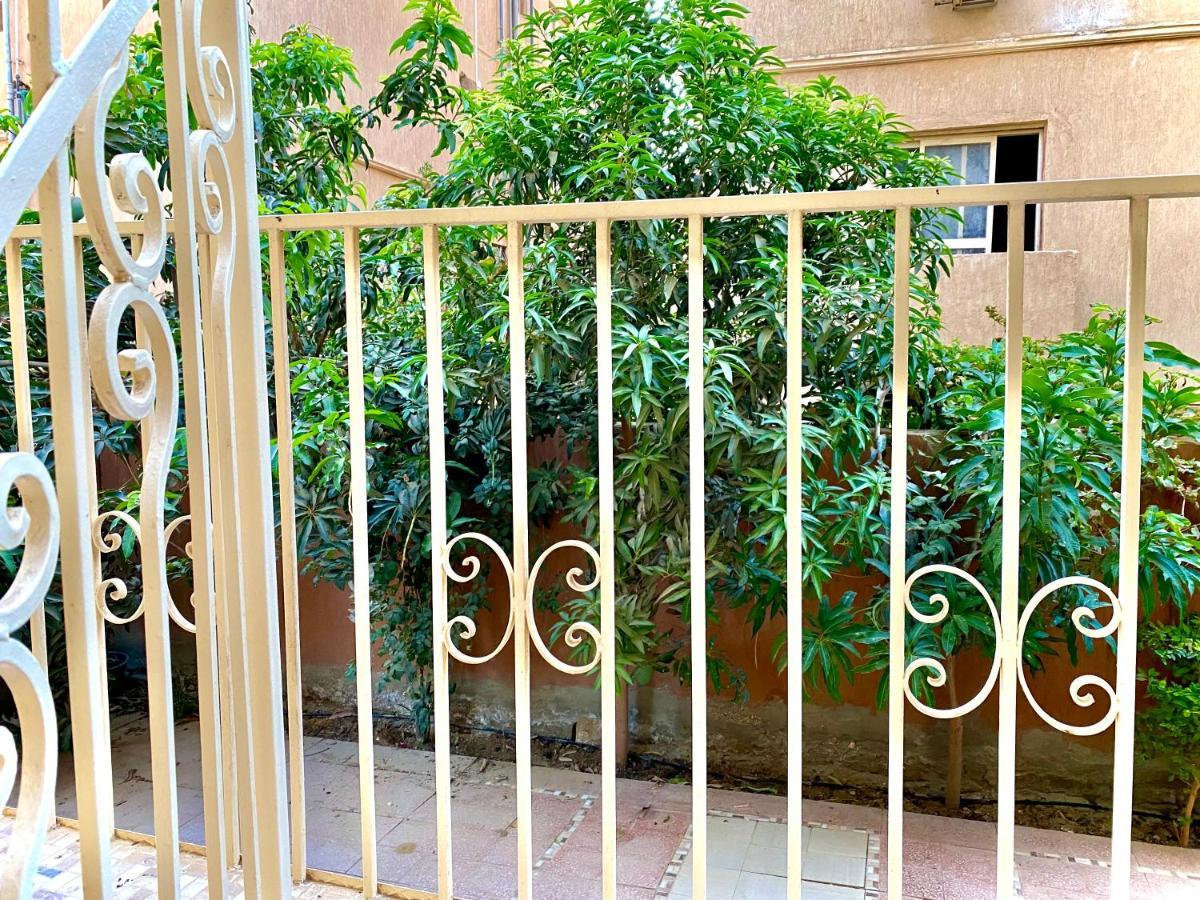 אפרטהוטל 6th of October City Golden House - Men Only מראה חיצוני תמונה